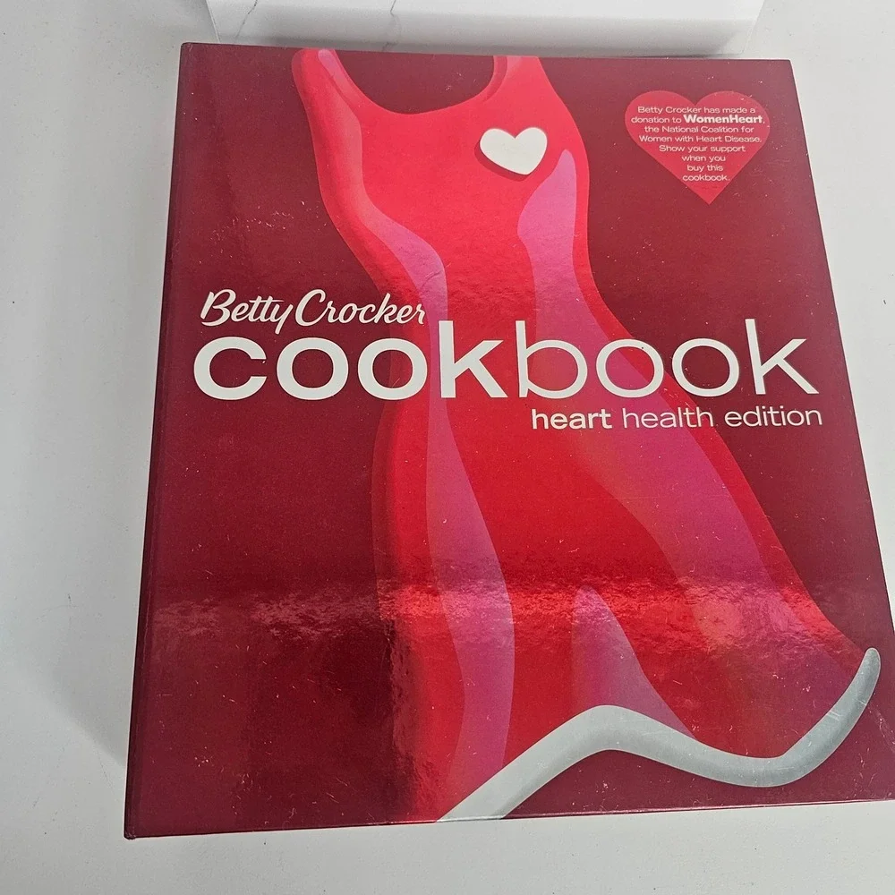 Betty Crocker Cookbook Heart Health Edition Ring Bound Binder 1400 Recipes‎ 2007